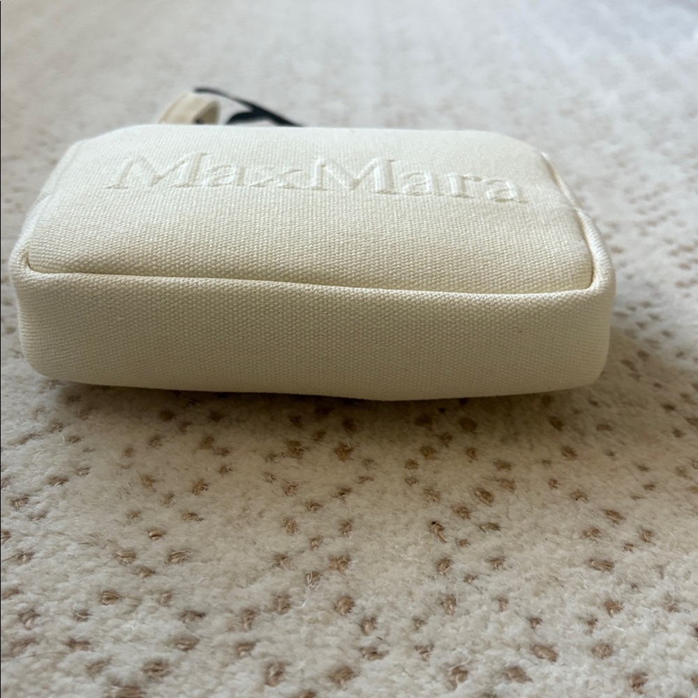 NWT Max Mara Leccio MM Beauty Case Cream Canvas Wristlet Clutch - Picture 5 of 11